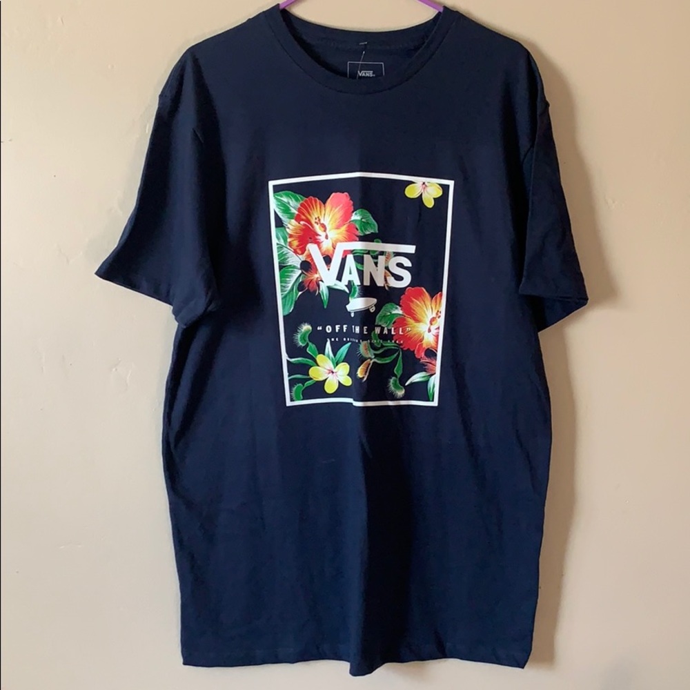 Men’s Vans tshirt